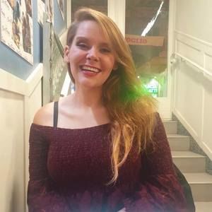 Meet your Posher, Stacy